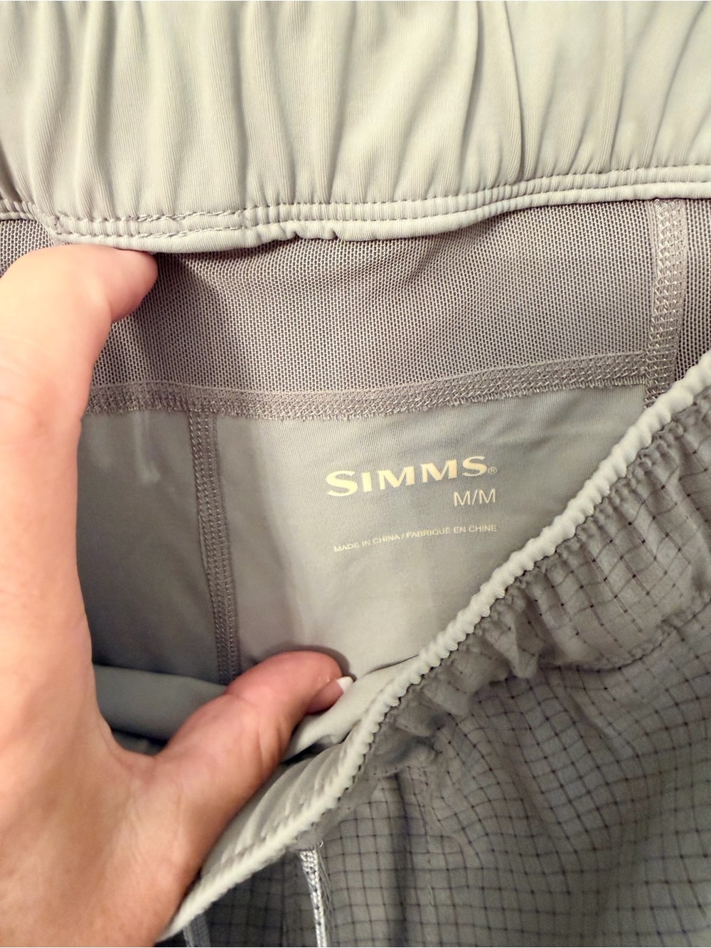 Simms Men's EUC Gray Fishing Shorts with Integrated Leggings Size M - Picture 5 of 5